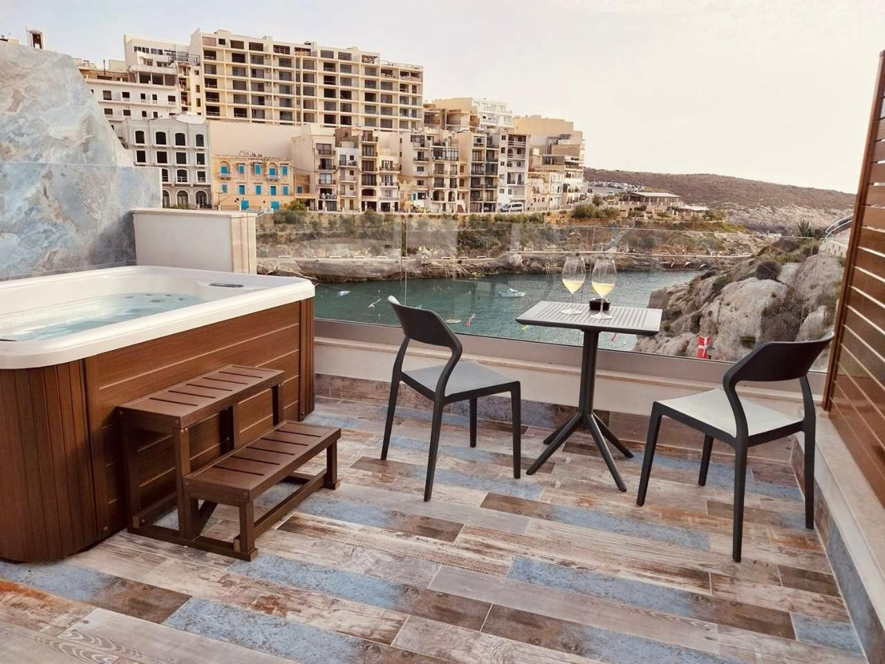 Blu Waters Boutique Hotel Xlendi Exterior photo